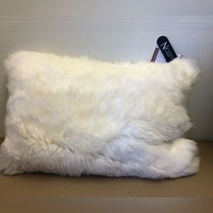Natures Collection New Zealand Sheepskin Ivory Pillow